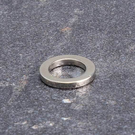 Neodymium Ring Magnets 15mm OD 10mm ID x 2mm - N40