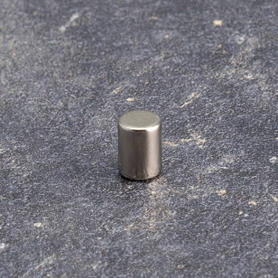 Neodymium Stick Magnets 6mm x 8mm N48