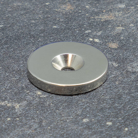 Neodymium Countersunk Disks 27mm x 4mm (4.5mm Hole) N35