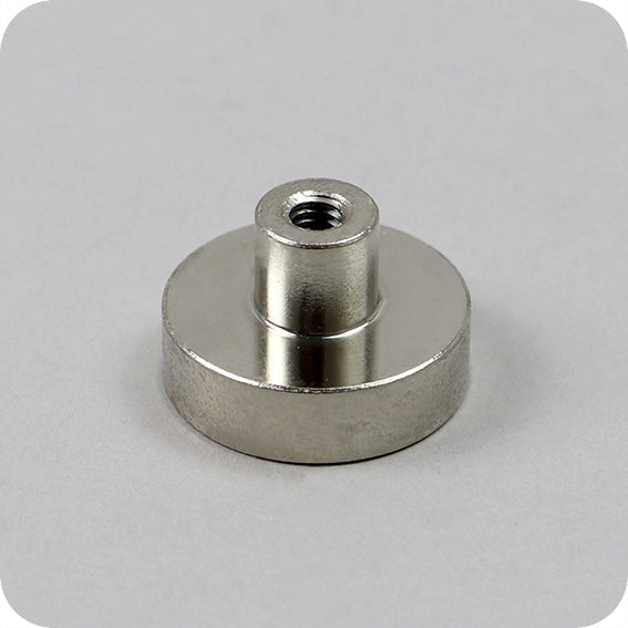Neodymium N38 Pot Magnet Screw Socket 20mm